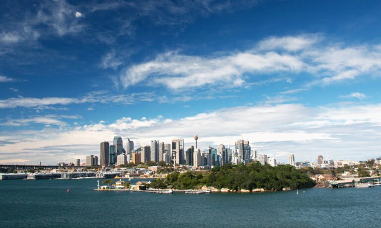 Goat_Island_and_Downtown_Sydney