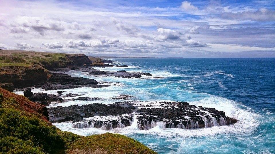 Phillip_Island's_waves