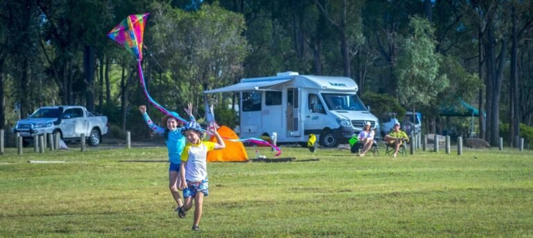 Somerset Dam Camping